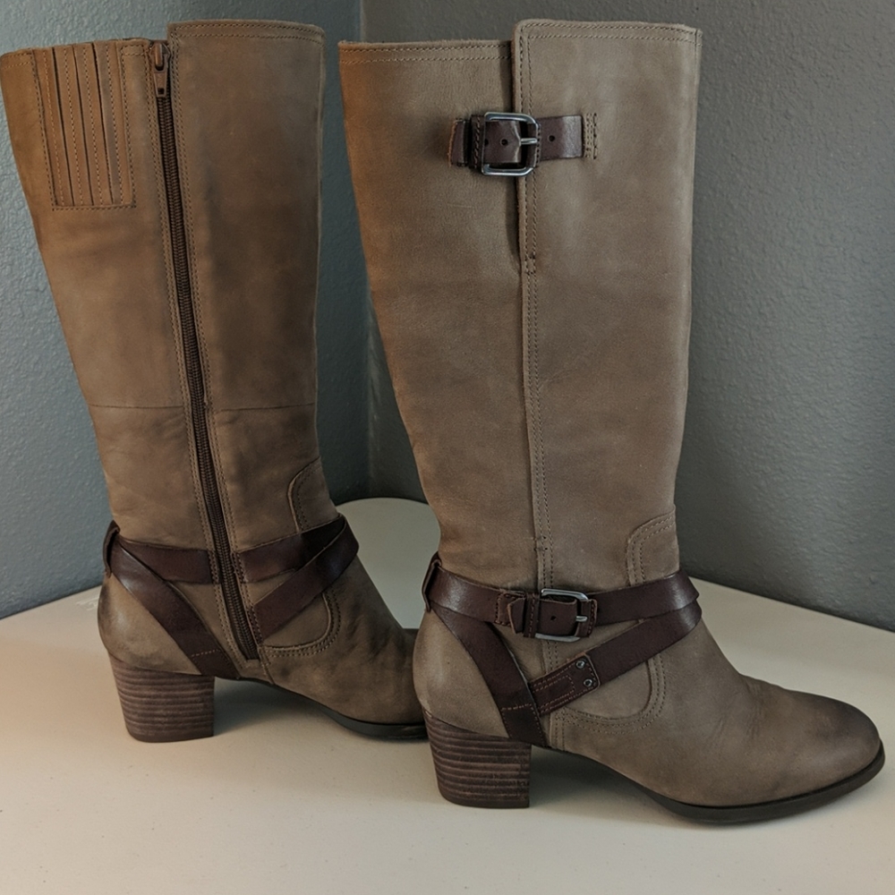 Cobb Hill Women's Lyla Boot, size 7.5